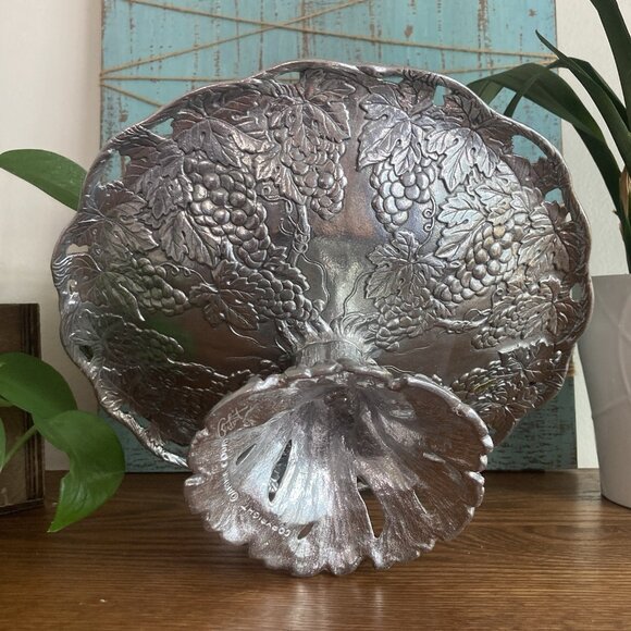 VTG ARTHUR COURT 1996 Pedestal Tray Basket Metal Centerpiece  W/Grapes & Leaves - Picture 8 of 14